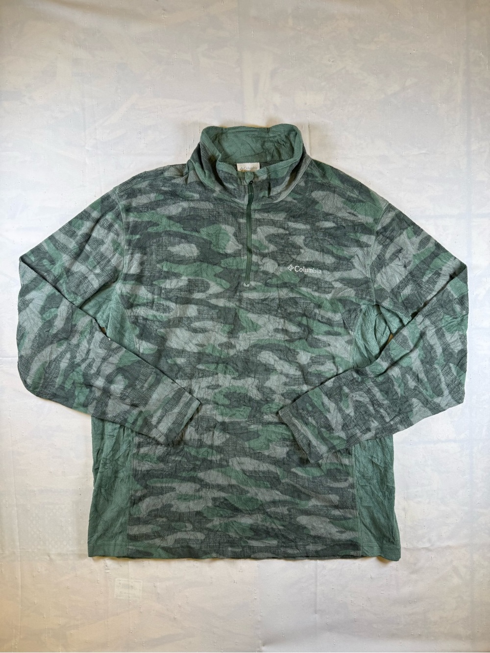 Columbia Men's Green Camo Quarter-Zip lightweight Fleece Jacket